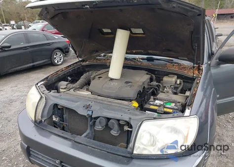 2005 Toyota 4Runner Sr5 V6 z USA, uszkodzony, nr VIN JTEZU14R650046512